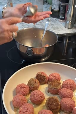 Thanks Mom for every dinner—your cooking is the taste of home. 🍲 to mom